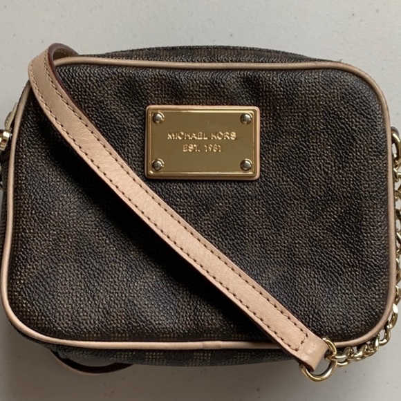 Michael Kors Mini Crossbody Bag - Picture 2 of 12